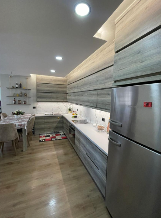 JEPET ME QIRA APARTAMENT 3+1 | KIKA 2 – KOMUNA E PARISIT