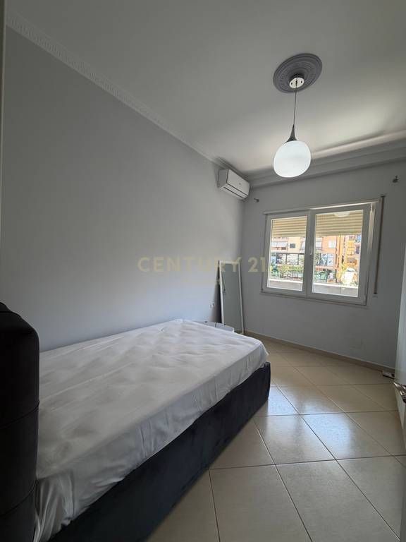 KOMUNA E PARISIT, JAPIM APARTAMENT 2+1+2 ME QERA!