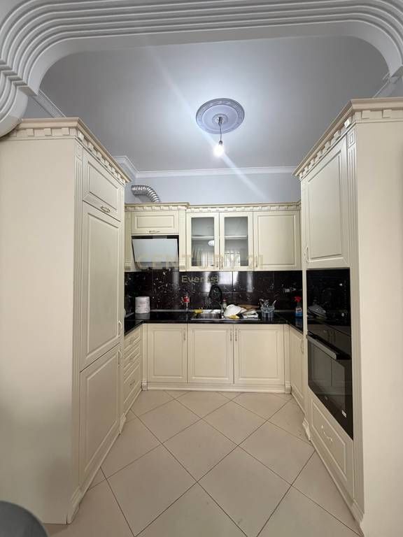 KOMUNA E PARISIT, JAPIM APARTAMENT 2+1+2 ME QERA!