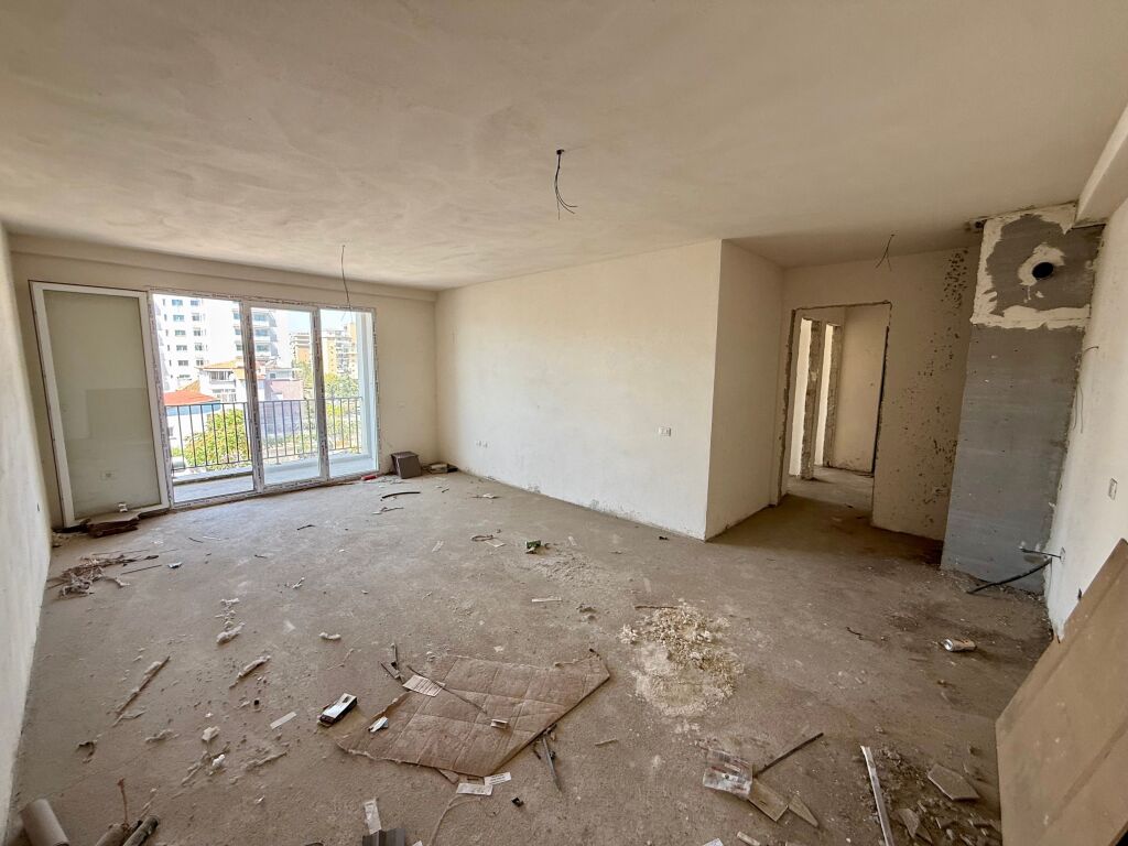 📣 SHITET Apartament 2+1 Me Ballkon 📍 Ish Fusha e Aviacionit ✨