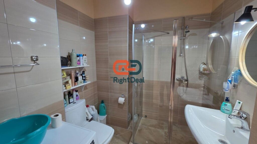 Super Okazion !!Tek Liqeni I Thate, Shitet Super Apartament 2+1+2 !!
