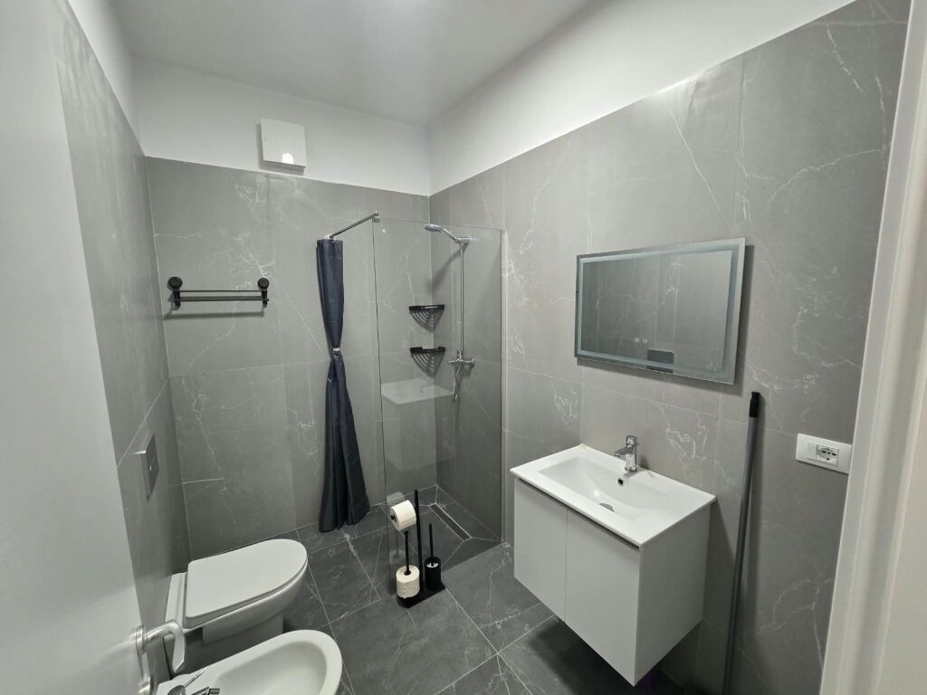 Apartament me qera tek Concord Center Tirane