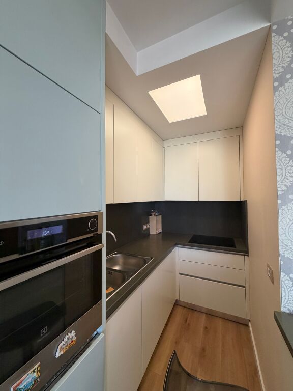 Jepet me qira apartament tek 21 Dhjetori