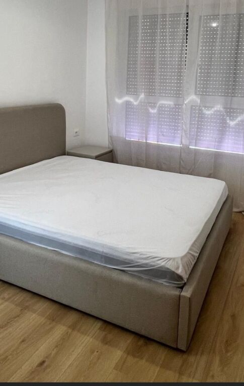 KOMPLEKSI KADIU, APARTAMENT ME QERA 2+1