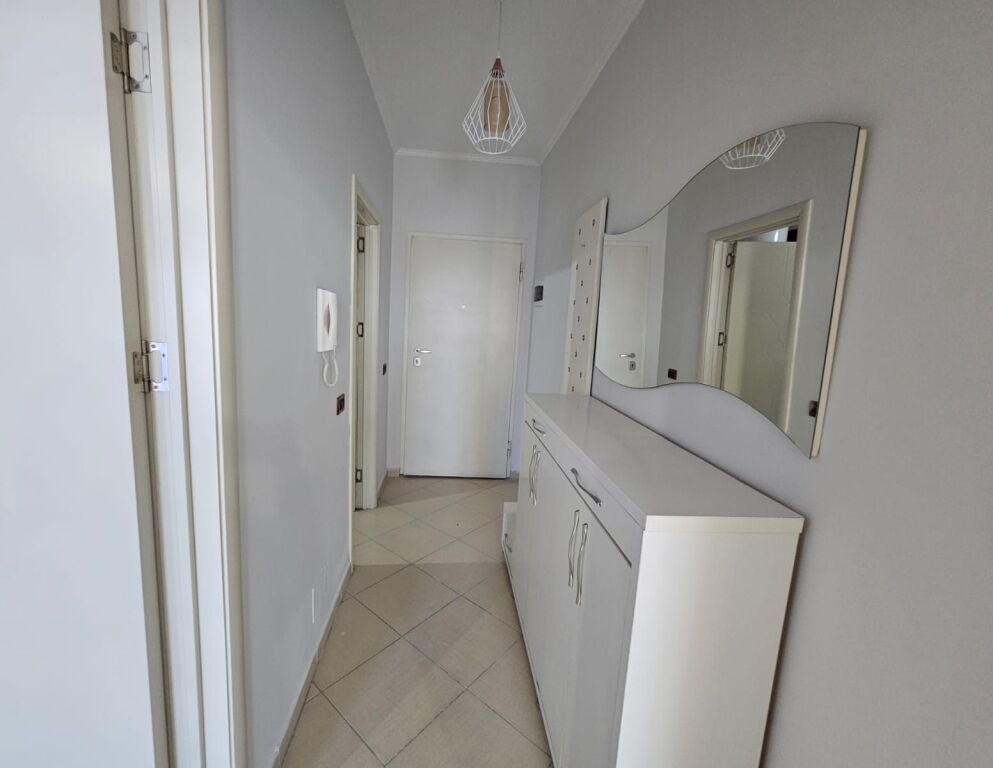 Apartament 1+1 per qera ne Astir!