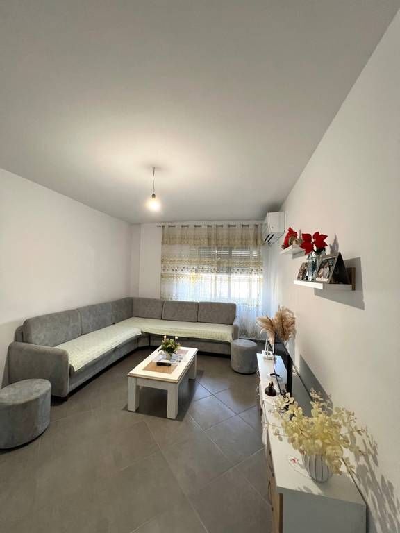 Apartament 2+1 Per Shitje Kompleksi Tom Doshi , Shkozë