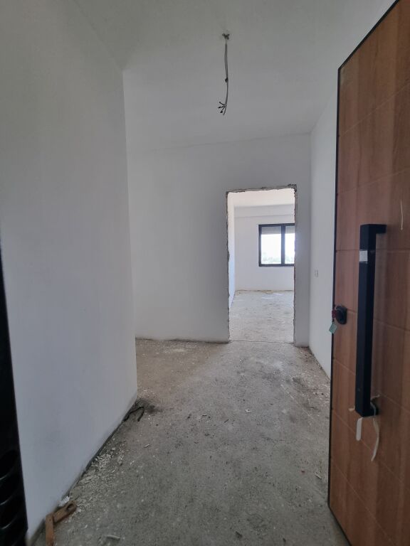 SHITET APARTAMENT 2+1+2 – ASTIR ,PERBALLE VILES L2  📍Prane Viles L2 Astir, Tiranë  ✨ Apartament 2+1+2, në një objekt të ri në përfundim, me dorëzim së shpejti.  🔹 Kati: 10 🔹 Sipërfaqe bruto: 107.24 m² 🔹 Sipërfaqe neto: 95.97 m² 🔹 Tipologji: 2+1+2 🔹 Objekt i ri – në përfundim 🔹 Dorëzimi: në përfundim të punimeve  💶 Çmimi: 1,500 €/m² 💰 Çmimi total: 160,860 €