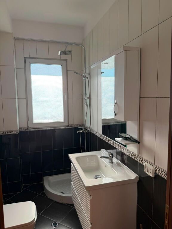 Apartament Me Qera 2+1 Tek Kodra e Diellit (ID B2202070) Tirane