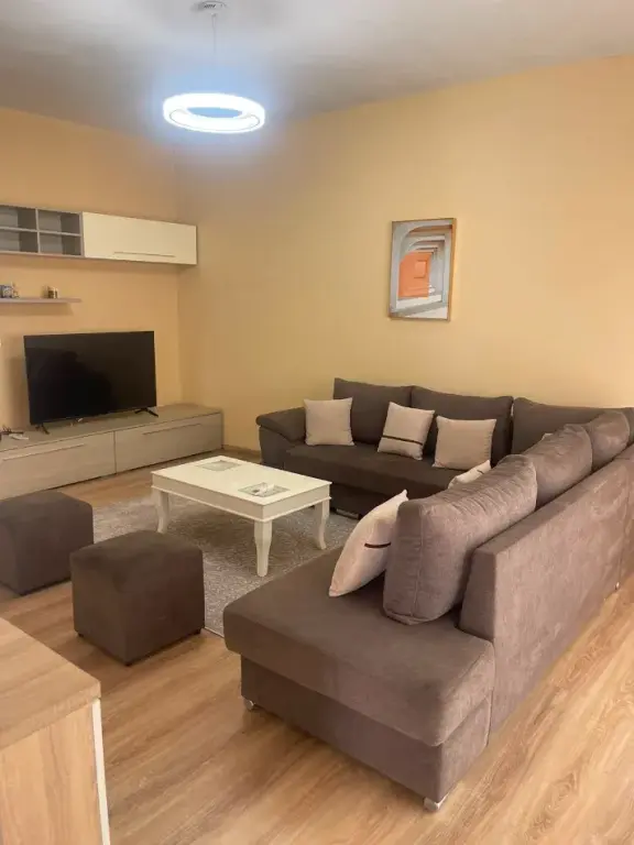 Apartment 2+1 for rent in Fresk, near Municipal Unit no. 4 is offered.