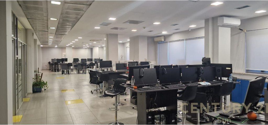 Locale per ufficio in affitto in Via Kavaja!