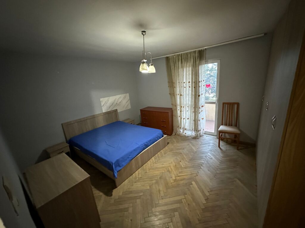 2+1 apartment for rent near Elbasani Road at Mihal Grameno School