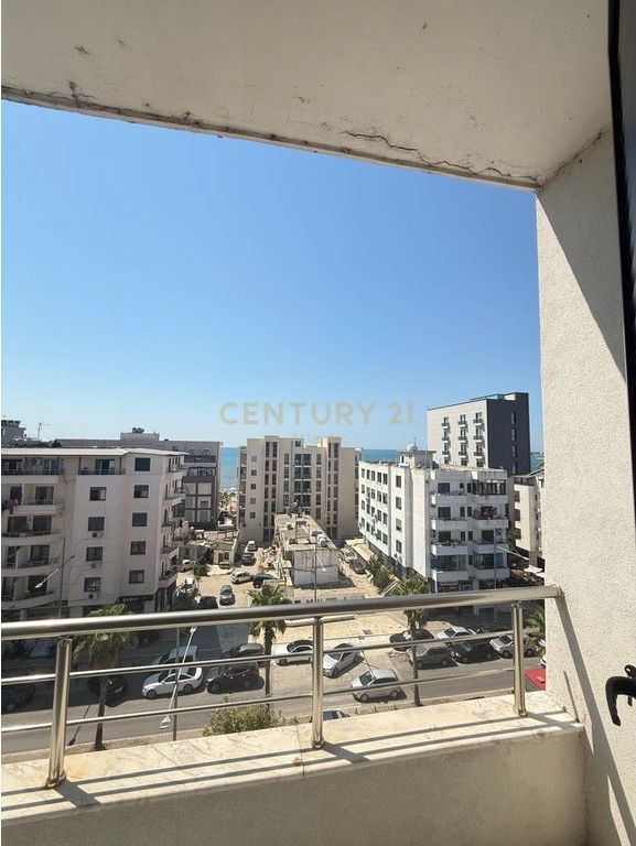 Appartamento 2+1 in Affitto sulla Spiaggia, Durazzo - 500€