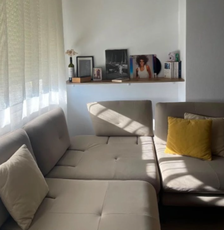 Apartment 1+1 for rent at Don Bosko Street, Jordan Misja Street, Lapraka.