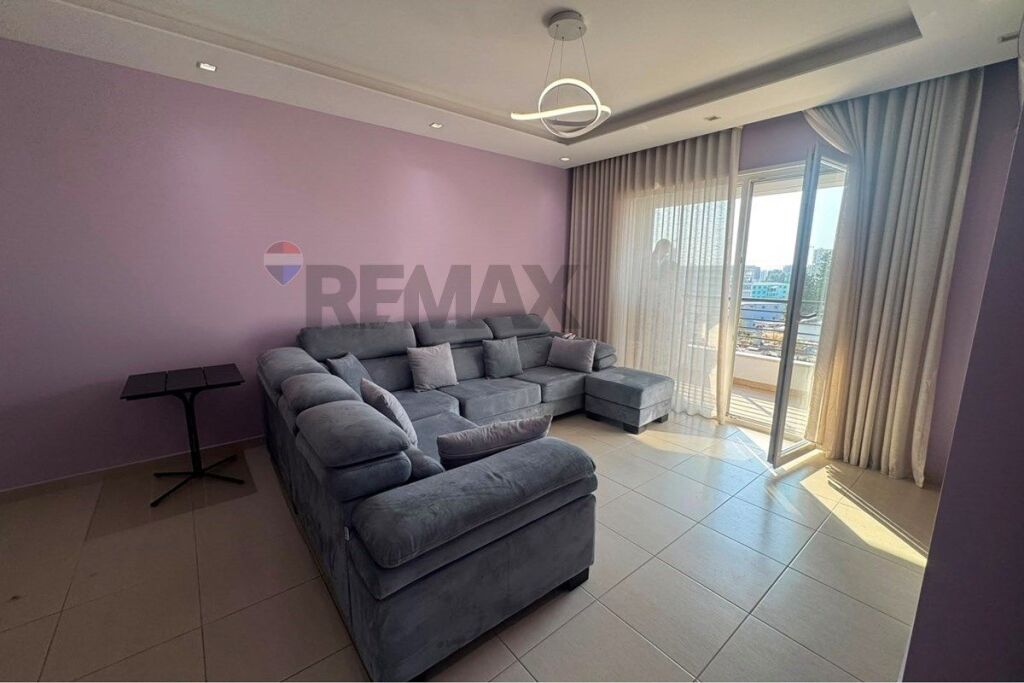 Apartment 2+1+2 Former Restaurant Durres for Sale