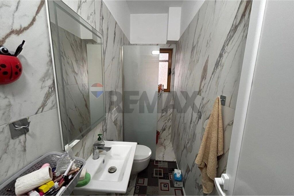 Apartment - For Sale - Port Street, Vlora