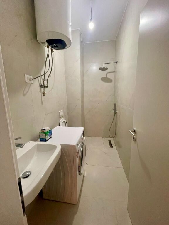 📣 QERA SUPER Apartament 2+1 Post Parking 📍 Kompleksi Mangalem, Ali Dem 🛣️ Rruga “Pasho Hysa” ✨