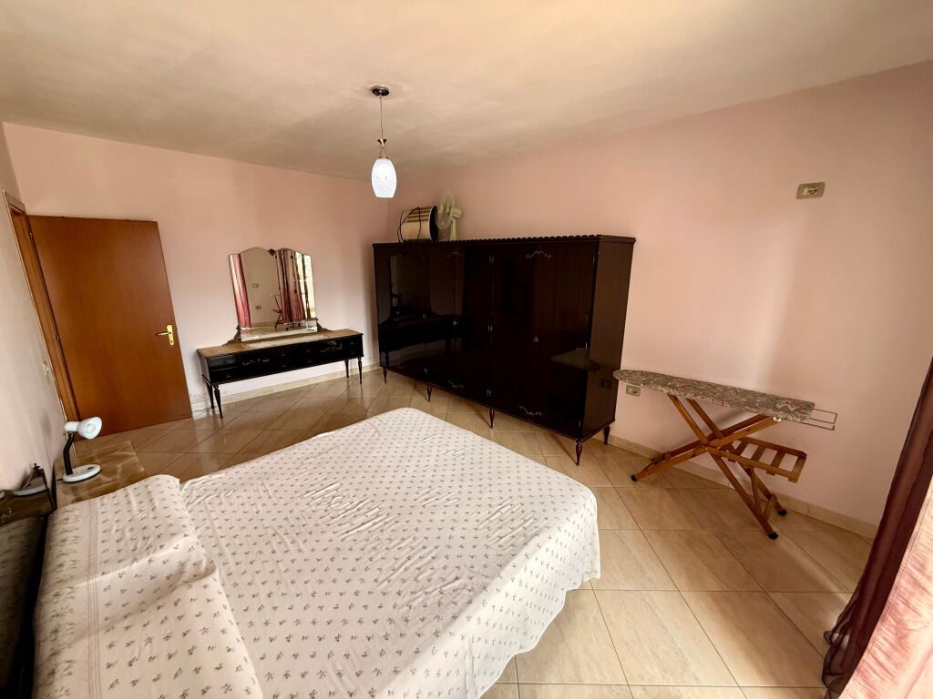 📣 QERA Apartament 1+1 📍 Rruga “Siri Kodra”, Brenda Unazes Se Vogel, Prane Market “Xhangolli” ✨