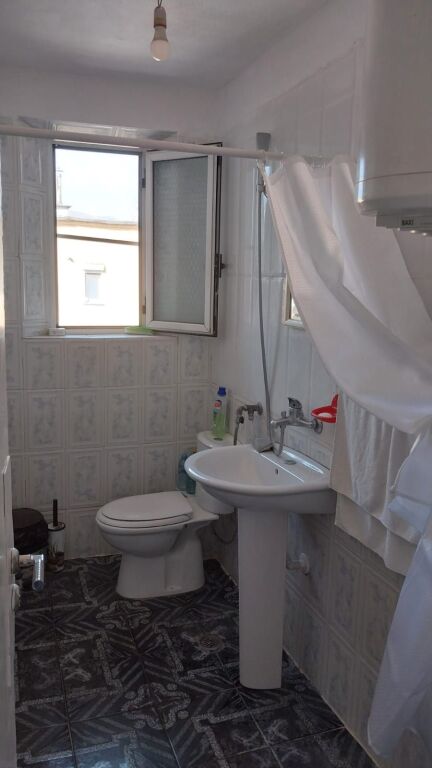 FOR RENT 2+1 APARTMENT NEAR "MIQËSIA" SCHOOL