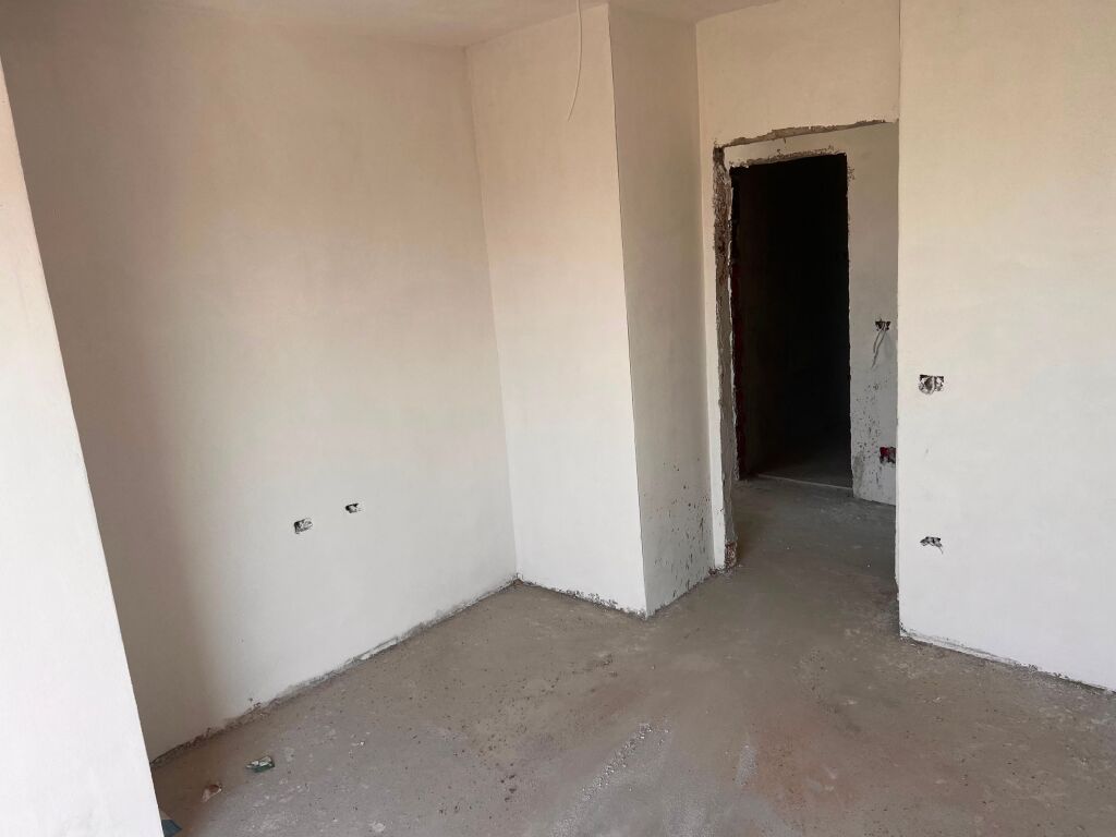 🏡 SHITET APARTAMENT 1+1 – RRETHI I KLANIT
