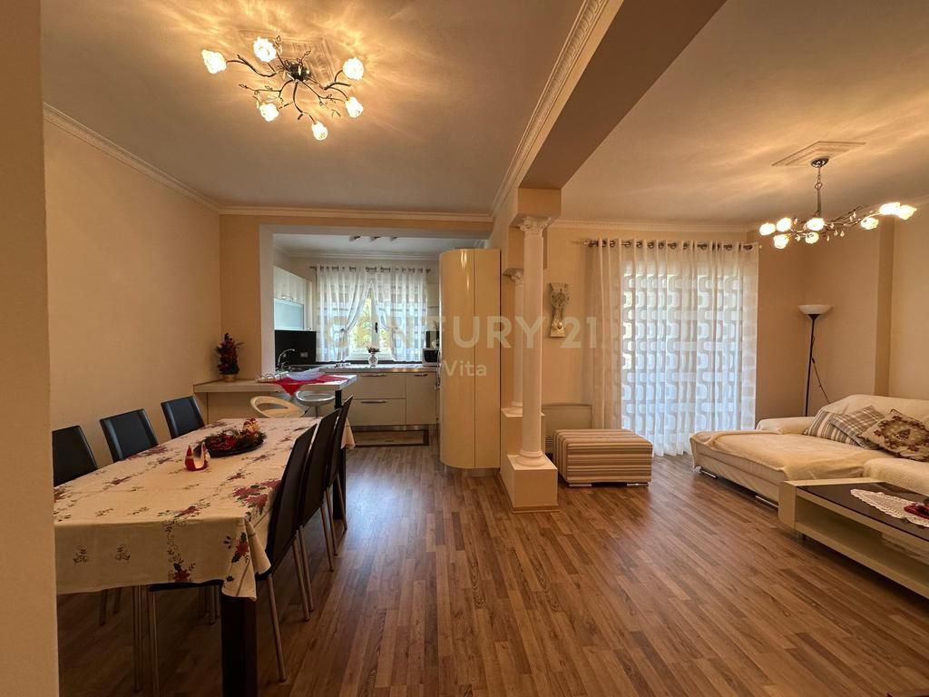 Jepet me qira apartament 1+1 pamje deti në Vollga , Durrës !