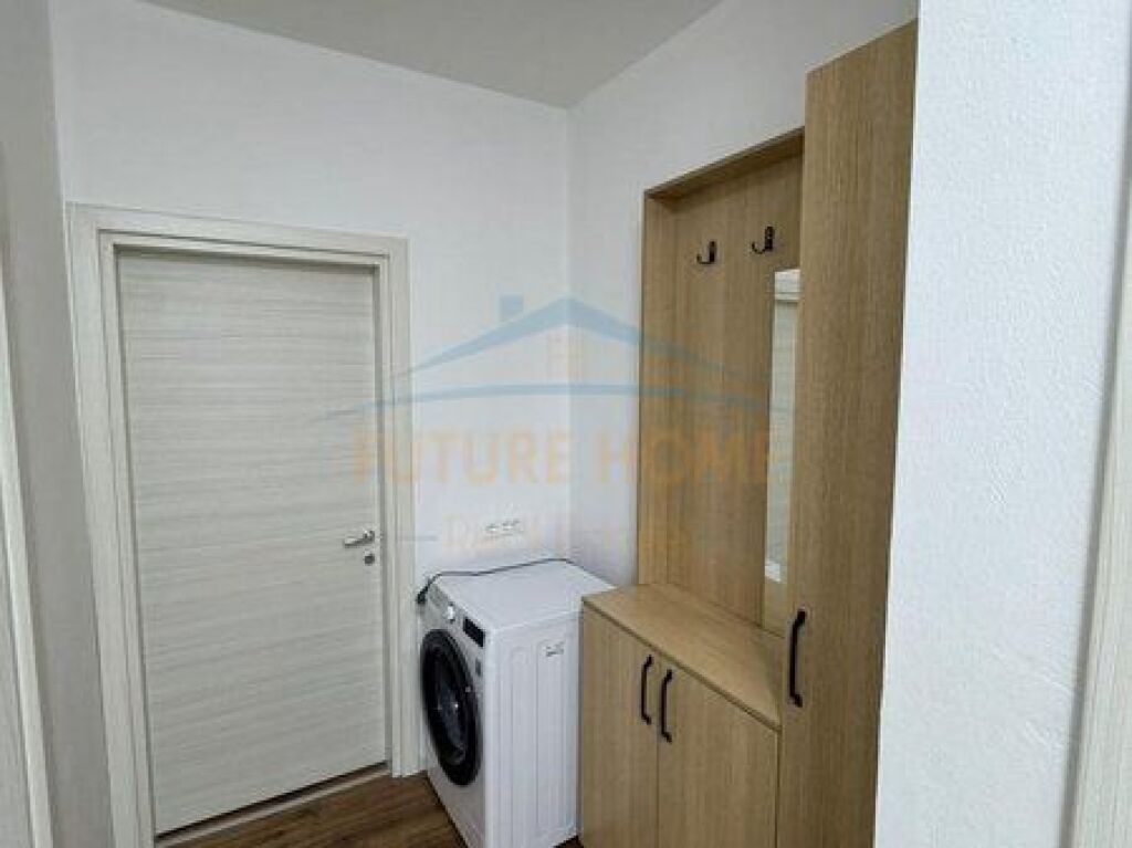 Shitet, Apartament 1+1, Kompleksi E-88, Laprakë