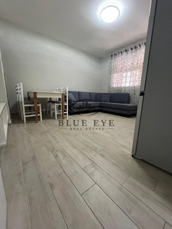 FOR RENT 2+1 APARTMENT WITH SEPARATE KITCHEN, CENTER, DURRES!