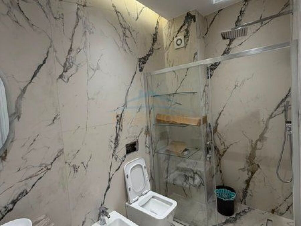 Qera , Apartament 2+1 , Liqeni i thate , Tirane