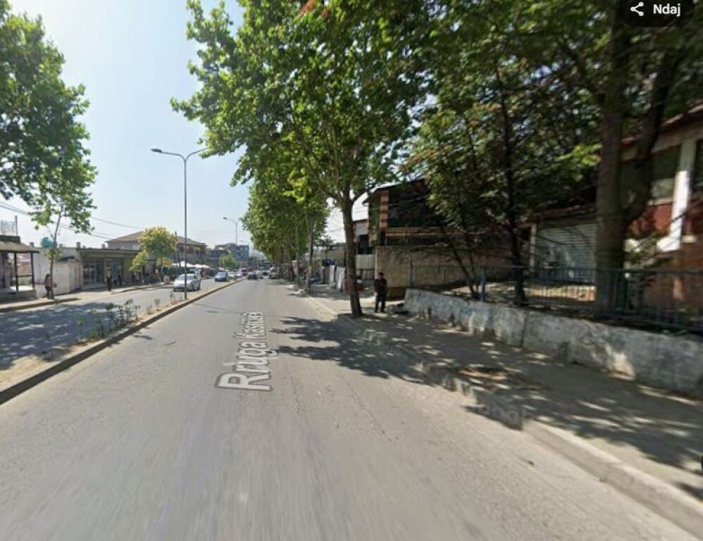 Negozio in vendita in via Kastriotet a Kamëz (ID 4171620)