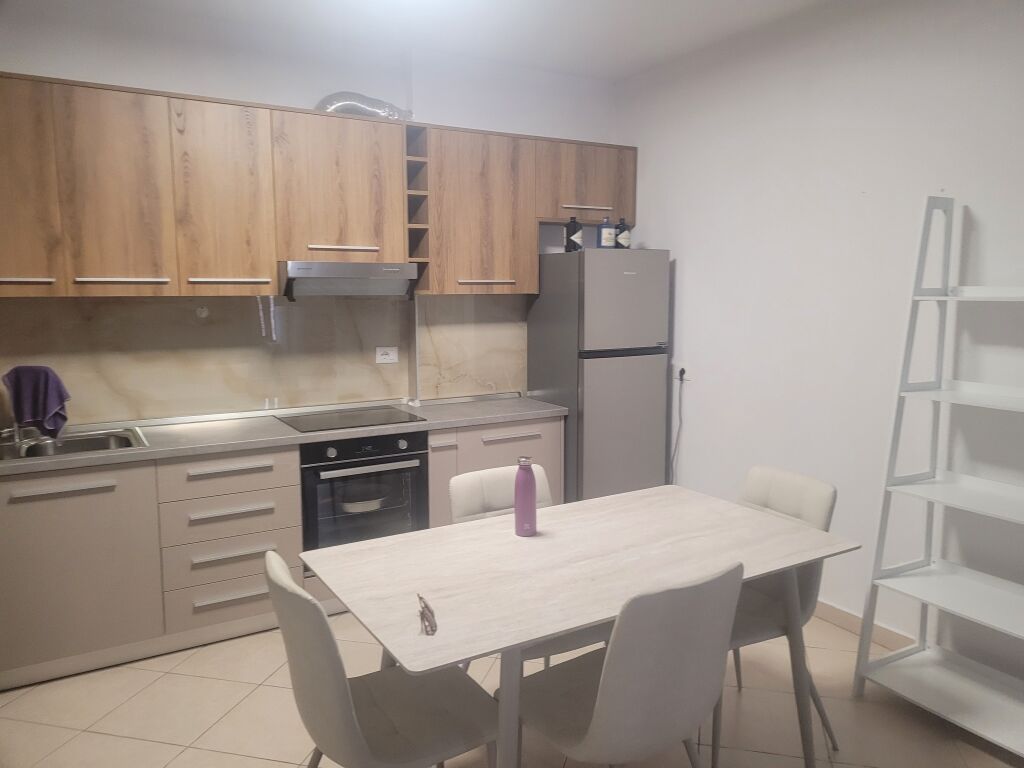 FOR RENT APARTMENT 1+1 – NEAR THE TABAKËVE BRIDGE ✨