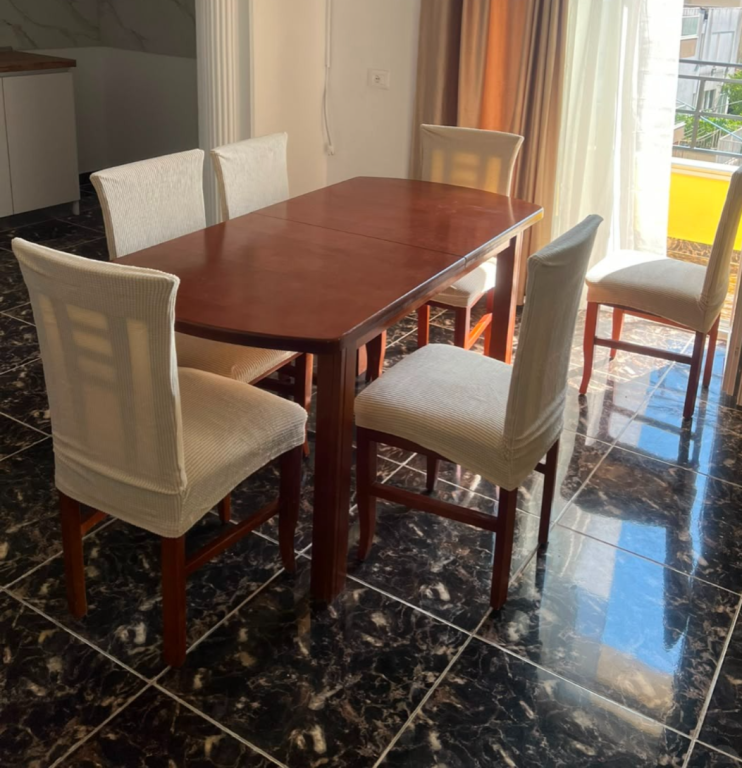 Jepet apartament 2+1 me qira tek Rruga Mihal Grameno , Rruga Ali Demi , ish Tregu Elektrik .
