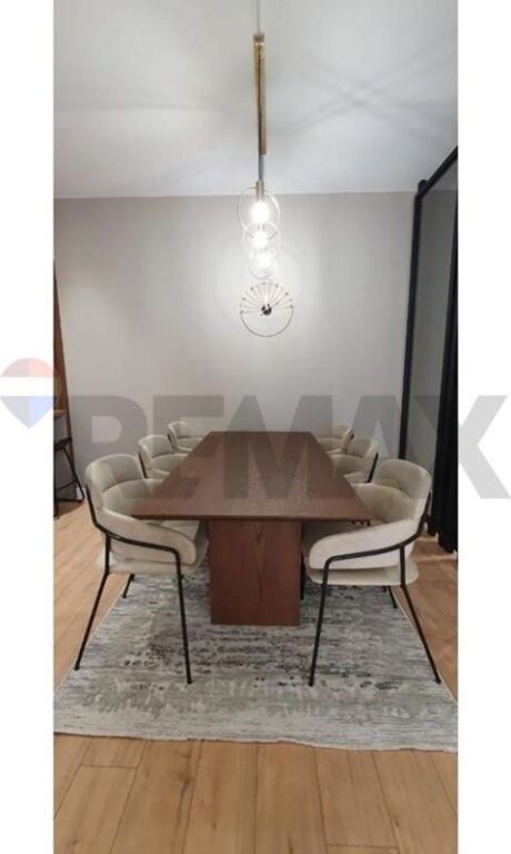 Jepet me qira apartament luksoz 2+1+ Parkim
