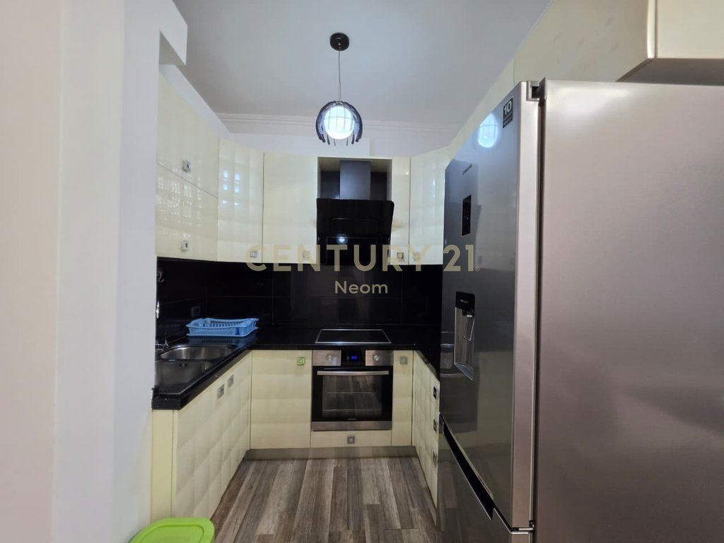 JEPET ME QERA APARTAMENT 1+1, PA MALORE TE LIQENI I THATË - 600 EURO