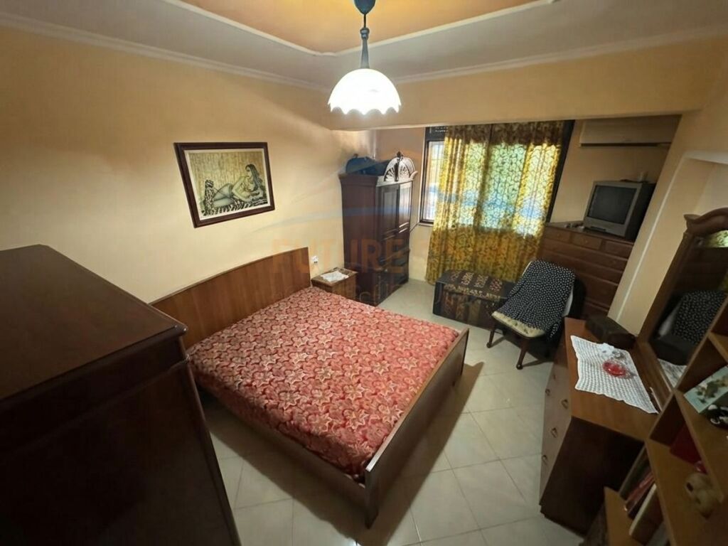 Rent Apartment 2+1, Elbasanit Street, Tirana