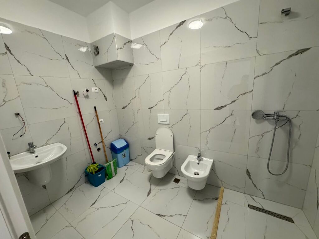 Office for rent at S_Living in Zog te Zi
