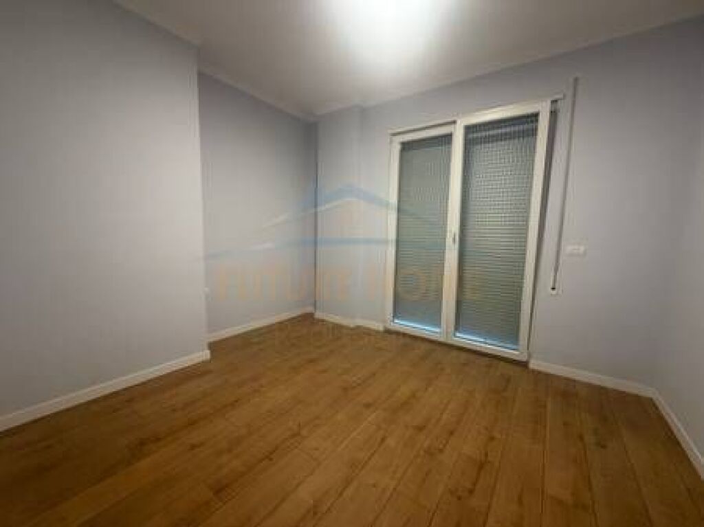 Rent, Apartment 3+1, Oxhaku, Tirana