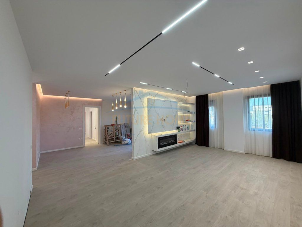 Qera , Apartament 2+1+Post Parkimi , Liqeni i thate , Tirane