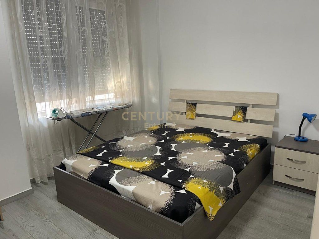 Apartament 1+1 Me Qira te Medreseja