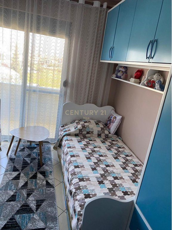 Shesim apartament 2+1+2 prane Spakut, rr Jordan Misja !! 212,500 € 19,750,000 Lekë