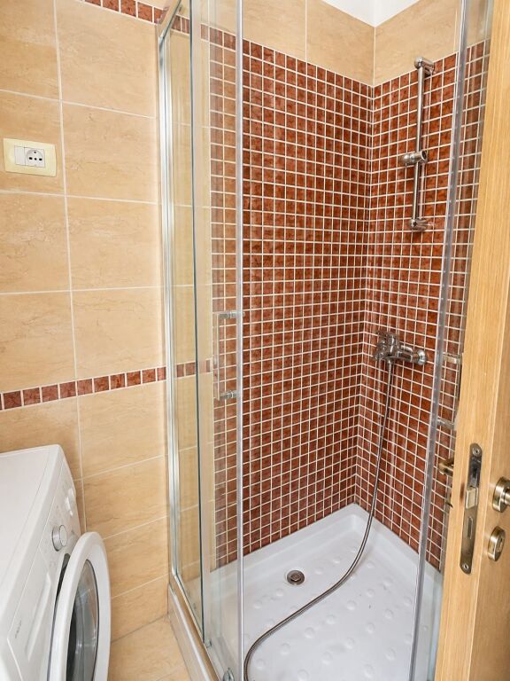 Shitet apartament në Durrës — Plepa