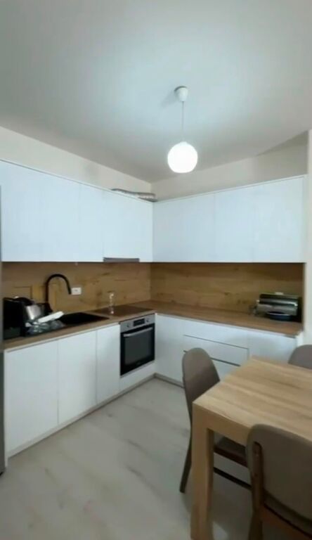 Jepet me qira apartament 2+1