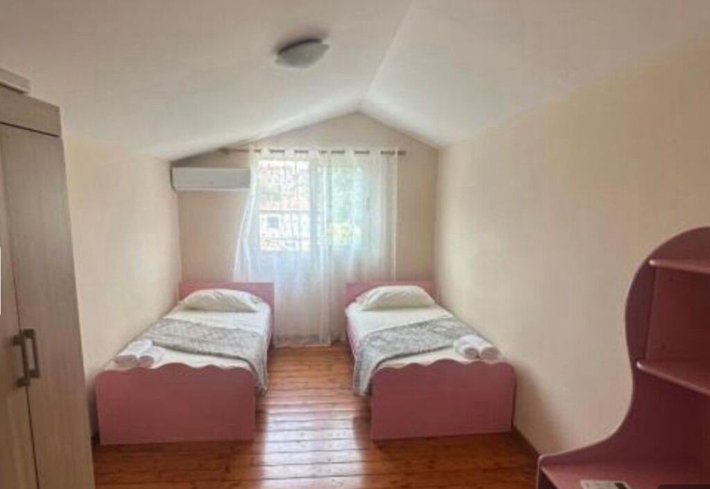 Affitto | Apartament 3 + 1 | QSUT | 600 €/mese