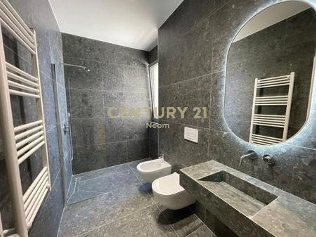 QIRA, APARTAMENT PREMIUM 1+1 me POST PARKIMI