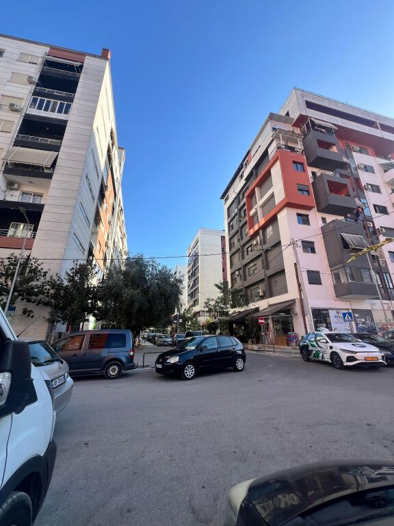 SHITET APARTAMENT 1+1 , Pas Birra Tirana , Yzberisht