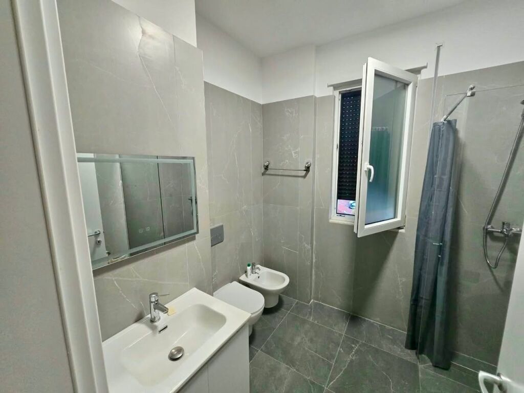 📣 AFFITTO Appartamento 2+1 Con 2 Bagni E Parcheggio 📍 Tirana Uptown, Di Fronte Concord Center 🛣️ Via “5-Maji” ✨