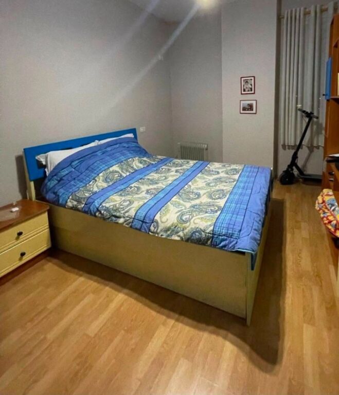 Jepet apartament 2+1 me qera tek Pallatet Cabej , Yzberisht , Misto Mame , Astir .