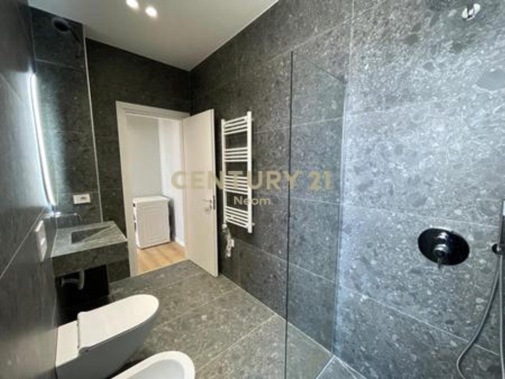 QIRA, APARTAMENT PREMIUM 1+1 me POST PARKIMI