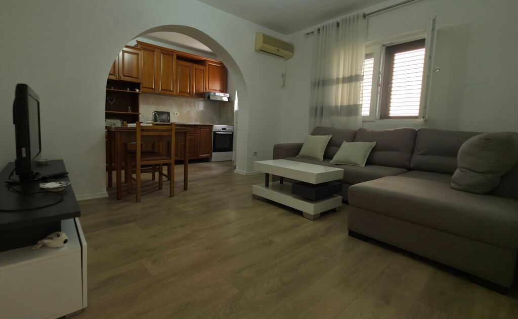 Apartament 1+1 tek qyteti Studenti