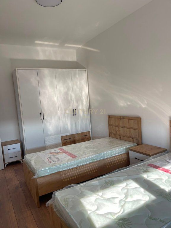 Apartment 2+1+2 plus parking space for rent in Paskuqan!