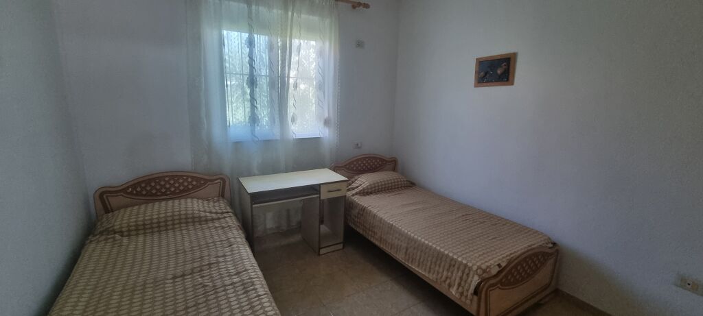 Shtepi private 400 euro ne kombinat