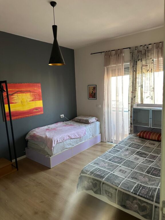 Appartamento Con Vista Mare E Porto 3+1+2 In Affitto, Durazzo!